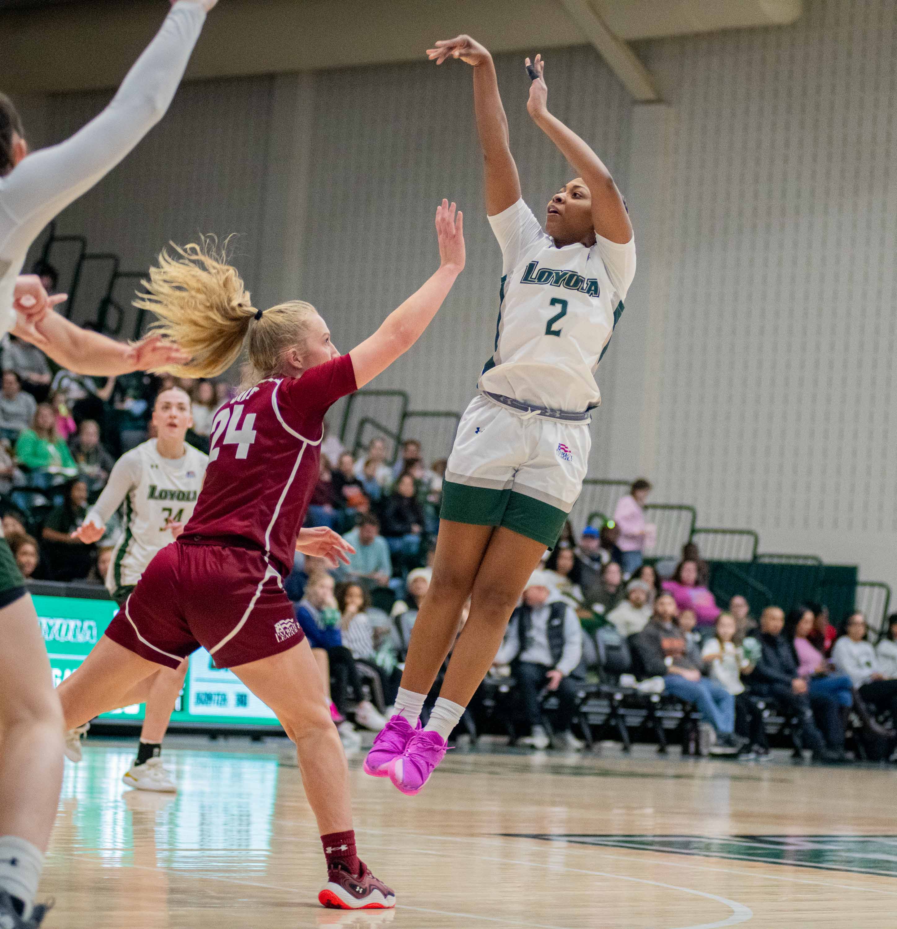 Loyola Vs Colgate Womans Basketball